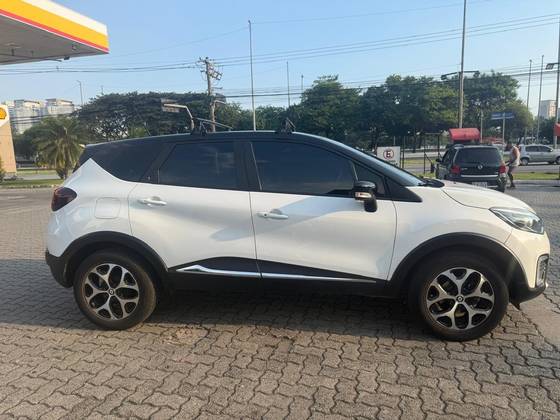 RENAULT CAPTUR 1.6 16V SCE FLEX INTENSE X-TRONIC
